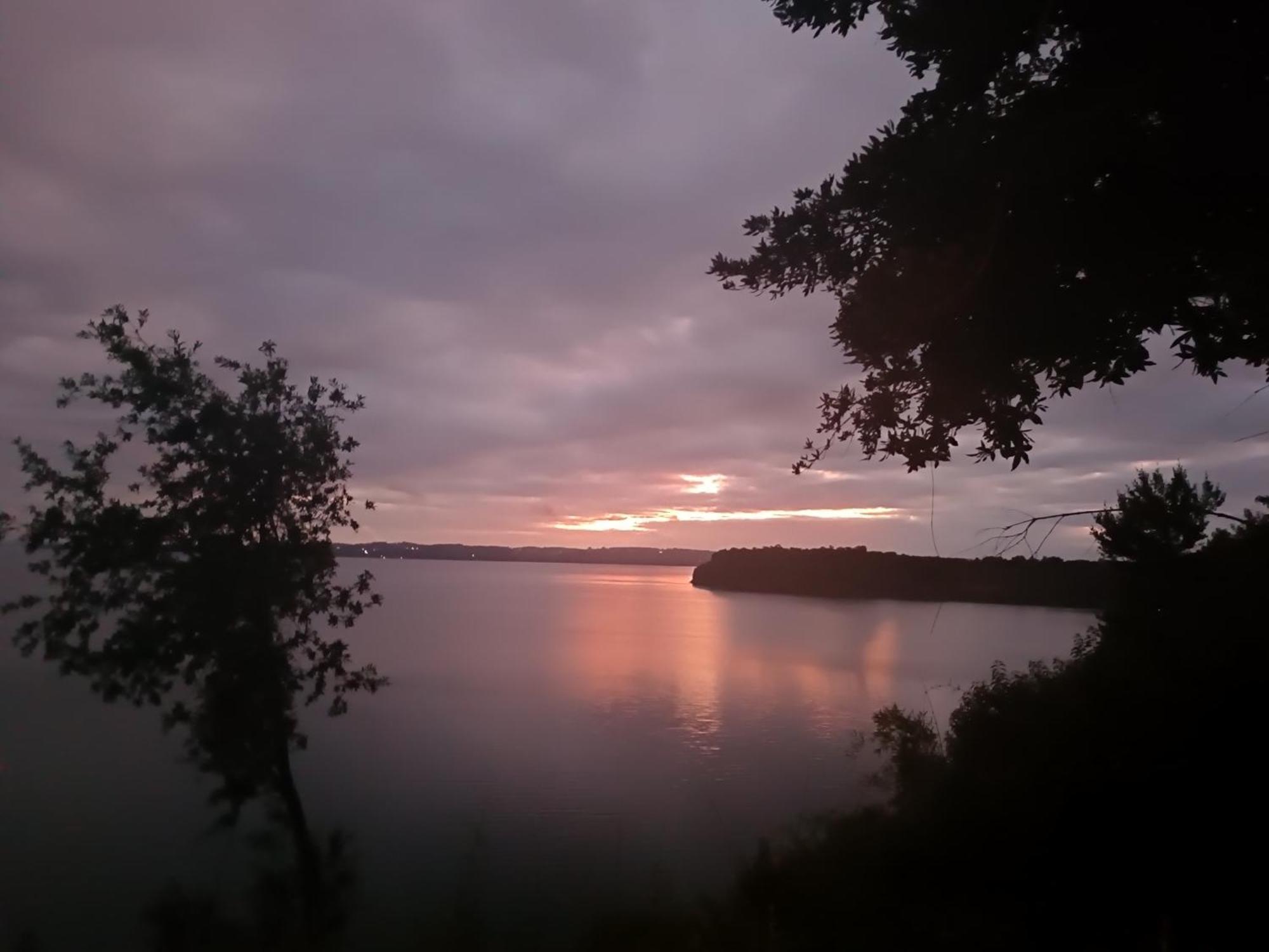 "Los Laureles" Vista Al Lago Frutillar Luaran gambar